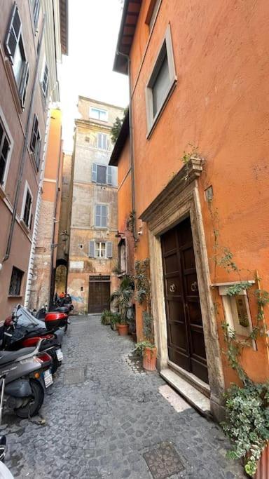 Apartamento Vicolo San Trifone By Hili Roma Exterior foto