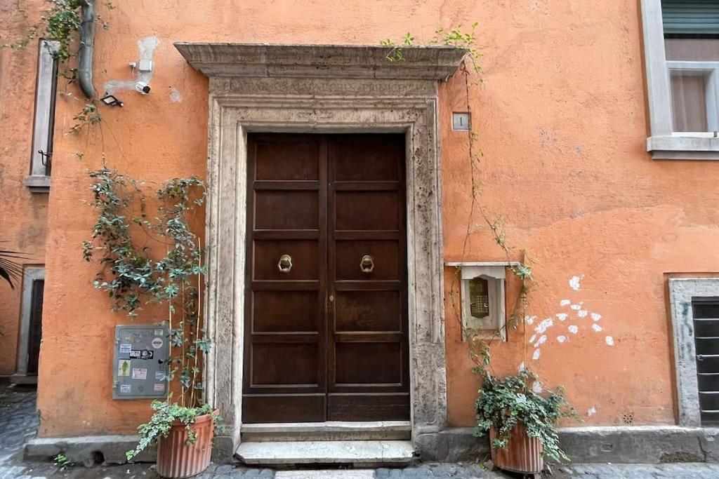 Apartamento Vicolo San Trifone By Hili Roma Exterior foto